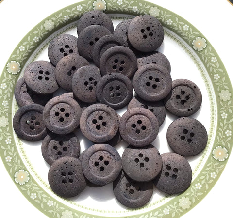 Pack of 5 Vintage 20mm Brown Buttons made to look like Stone