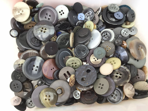 500g Assorted Vintage Buttons