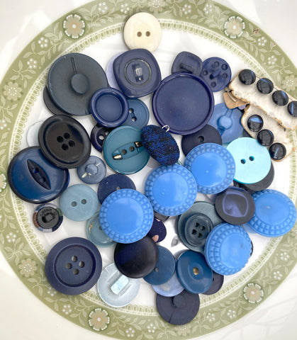 50g Vintage Pre Loved Blue Buttons Asst 2
