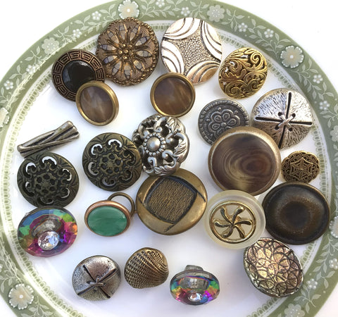 Pack of 23 Silver, Gold and Sparkly Vintage and Pre loved Buttons