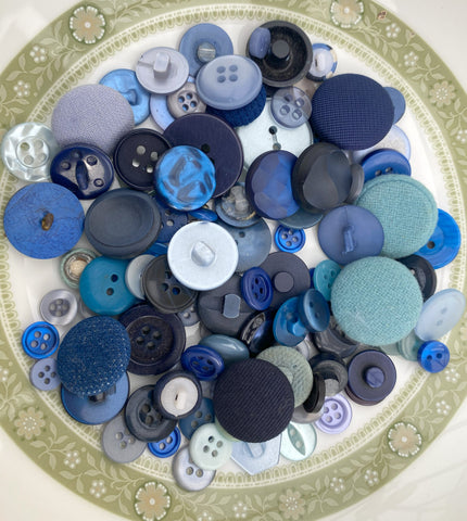 50g Vintage Pre Loved Blue Assorted 5
