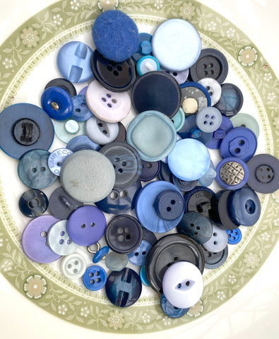 50g Vintage Pre Loved Blue Assorted 6