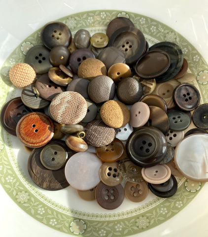Vintage Brown Pre Loved Buttons Assortment 2
