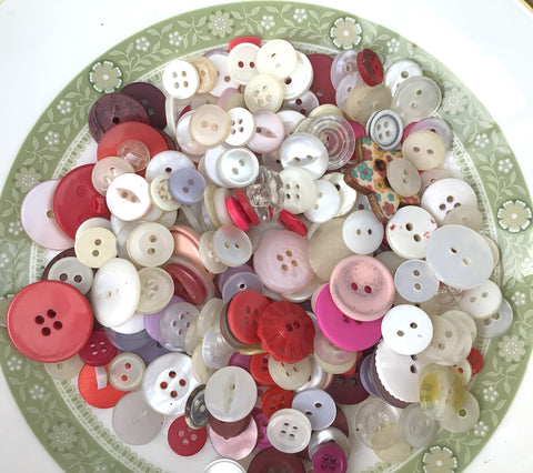 75g Vintage and Pre loved Buttons in Red, Pink, Creams and White Assortment 1