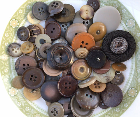 Vintage Brown Pre Loved Buttons Assortment 7