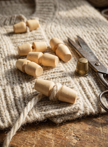 30mm Natural Wood Toggle Buttons