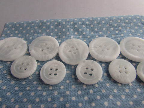 15MM & 20MM WHITE COAT BUTTONS