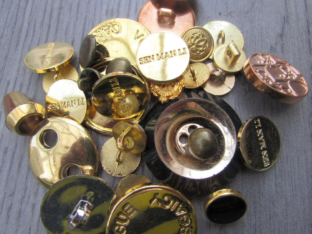 50g Gold Coloured Button Assortment | Buttons Smart as a Button – Smart ...